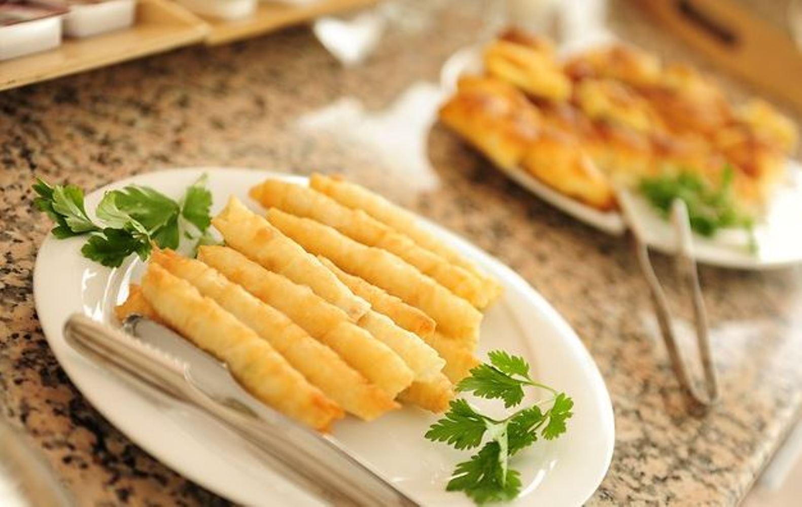איזמיר Uestuen Hotel Alsancak מראה חיצוני תמונה