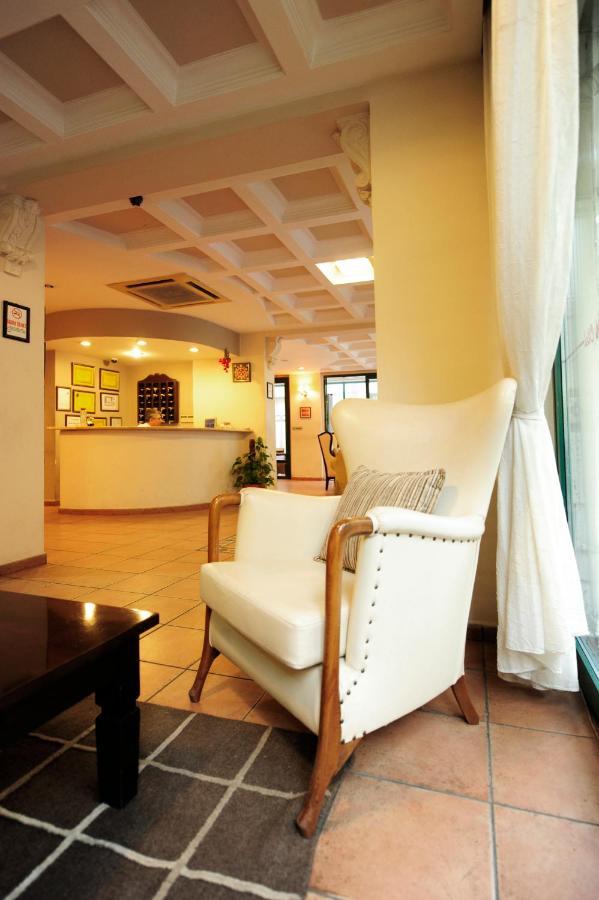 איזמיר Uestuen Hotel Alsancak מראה חיצוני תמונה