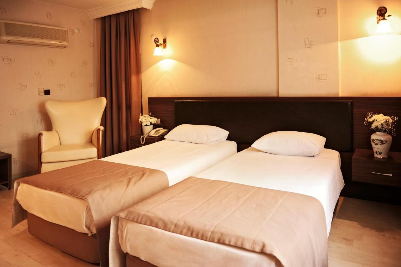 איזמיר Uestuen Hotel Alsancak מראה חיצוני תמונה
