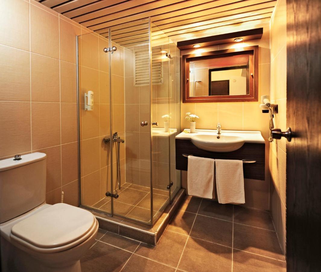 איזמיר Uestuen Hotel Alsancak מראה חיצוני תמונה
