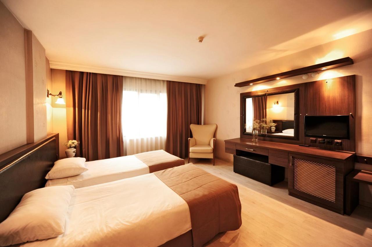 איזמיר Uestuen Hotel Alsancak מראה חיצוני תמונה