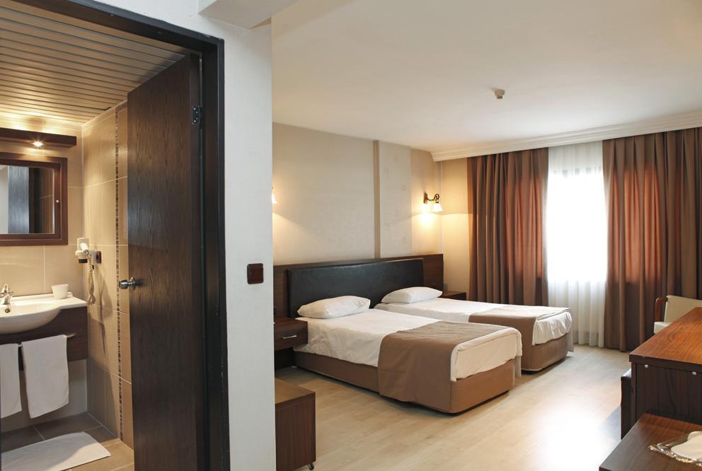 איזמיר Uestuen Hotel Alsancak מראה חיצוני תמונה